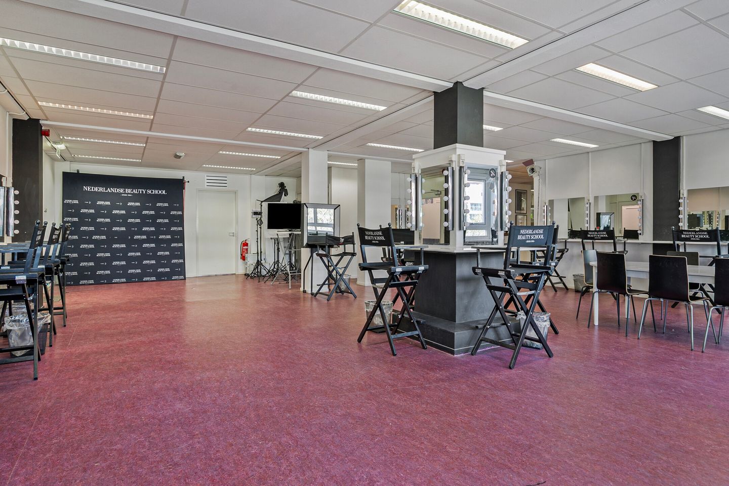 Bekijk foto 3 van Wijnhaven 86