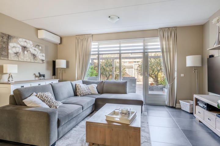 Foto 3 van Forsythia 38