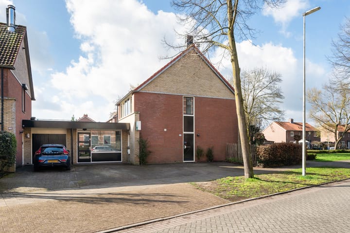 Foto 4 van Woudhuizerallee 28