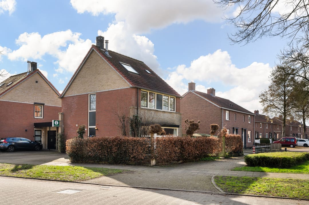 Foto 2 van Woudhuizerallee 28