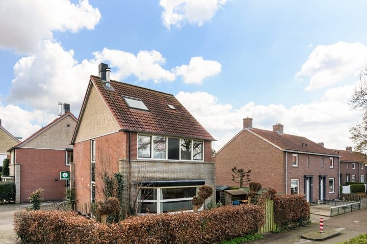 Foto 3 van Woudhuizerallee 28