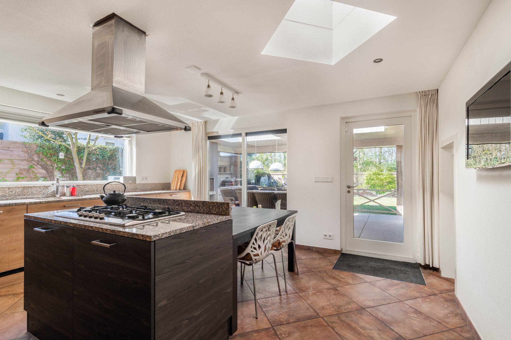 Foto 18 van Van Haerlemlaan 9