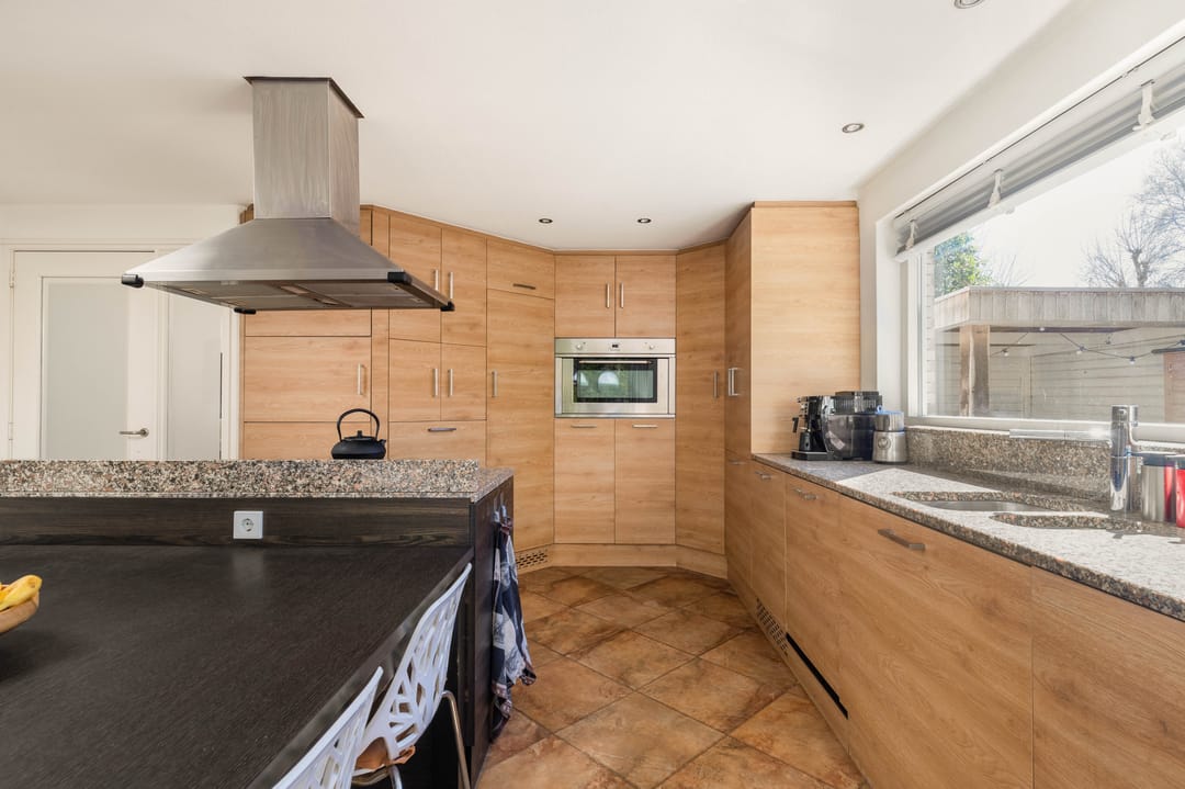 Foto 23 van Van Haerlemlaan 9