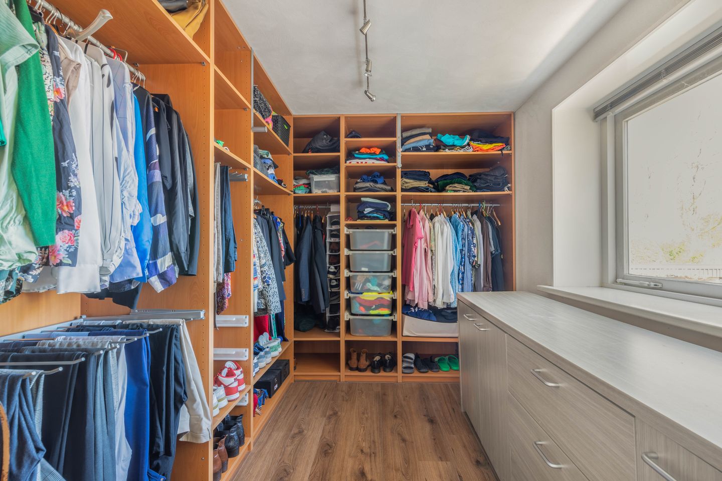 Foto 44 van Van Haerlemlaan 9