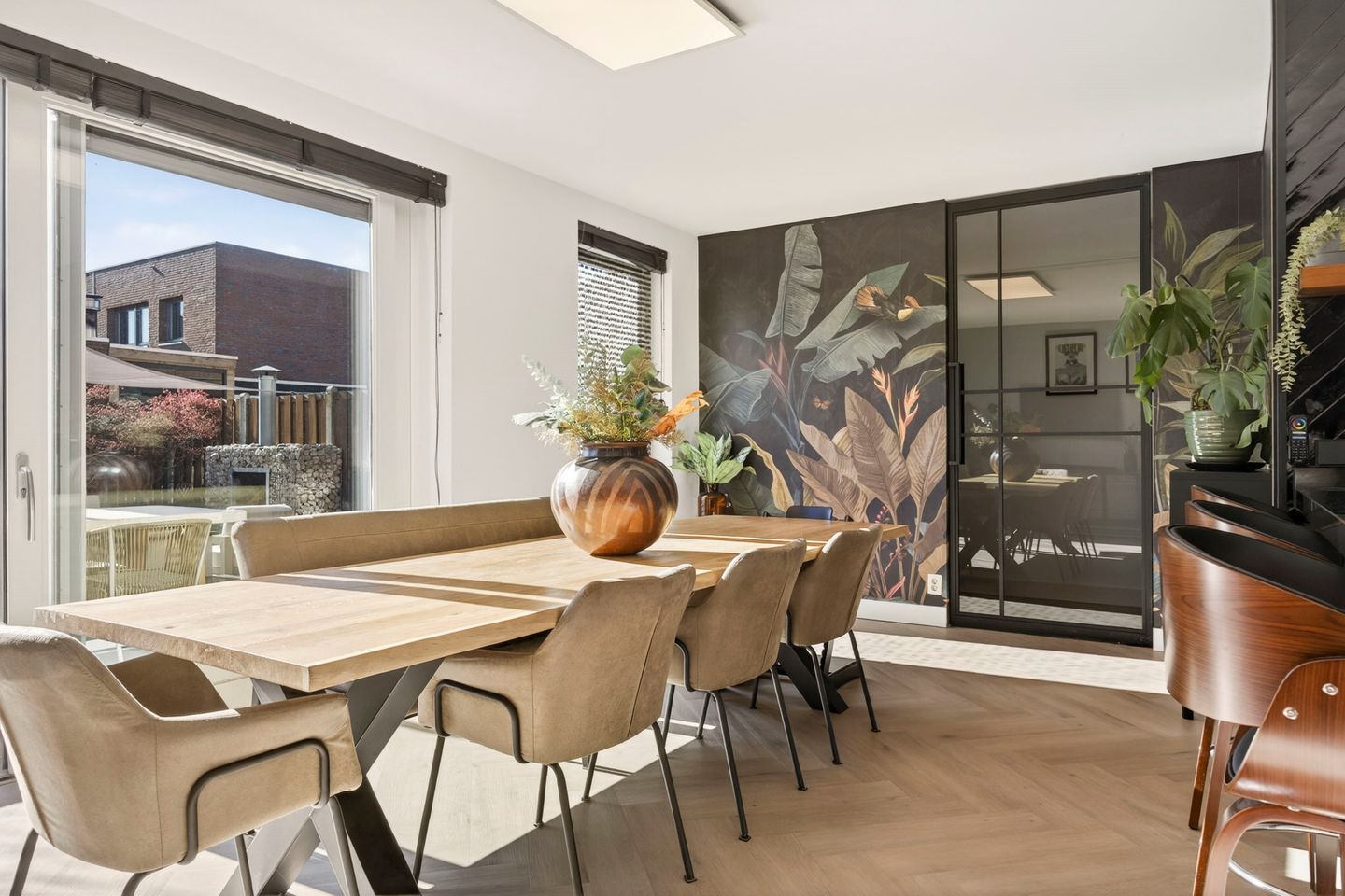 Photo 10 of Zeevaart 295