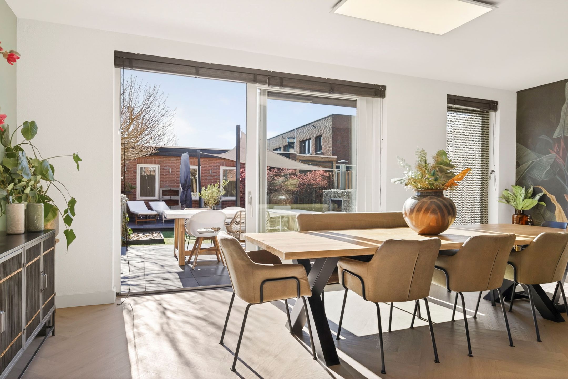 Photo 9 of Zeevaart 295