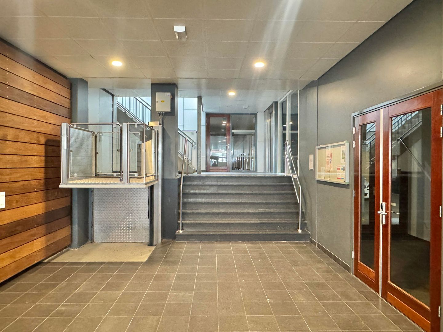 Foto 29 van Van Oldenbarneveldtstraat 54-T