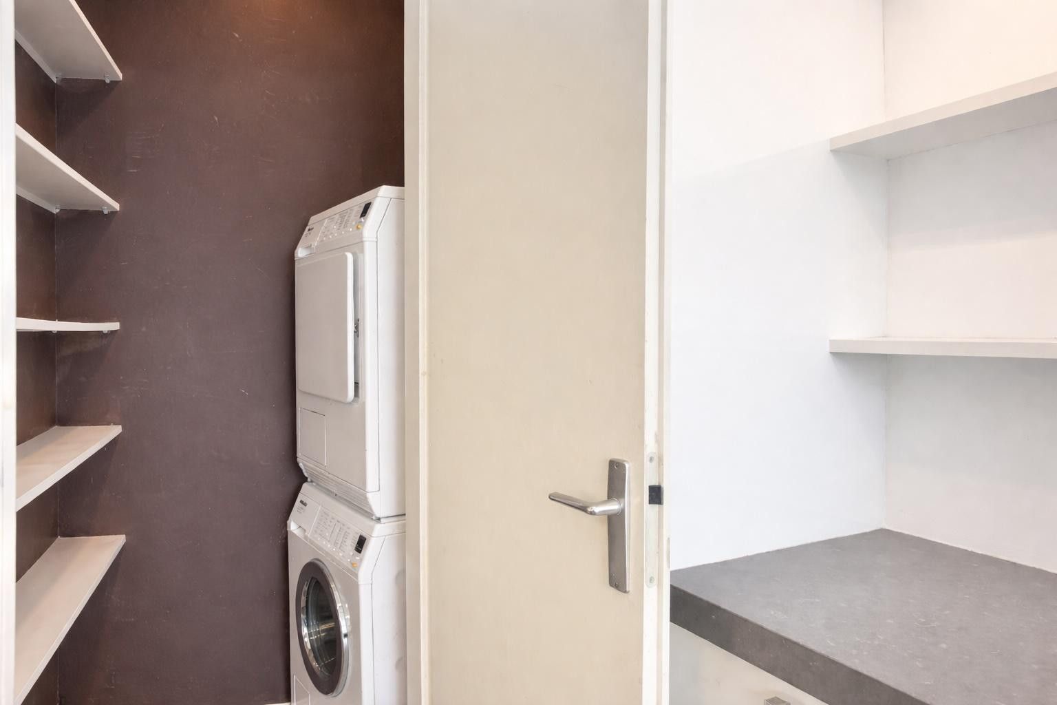 Foto 9 van Van Oldenbarneveldtstraat 54-T