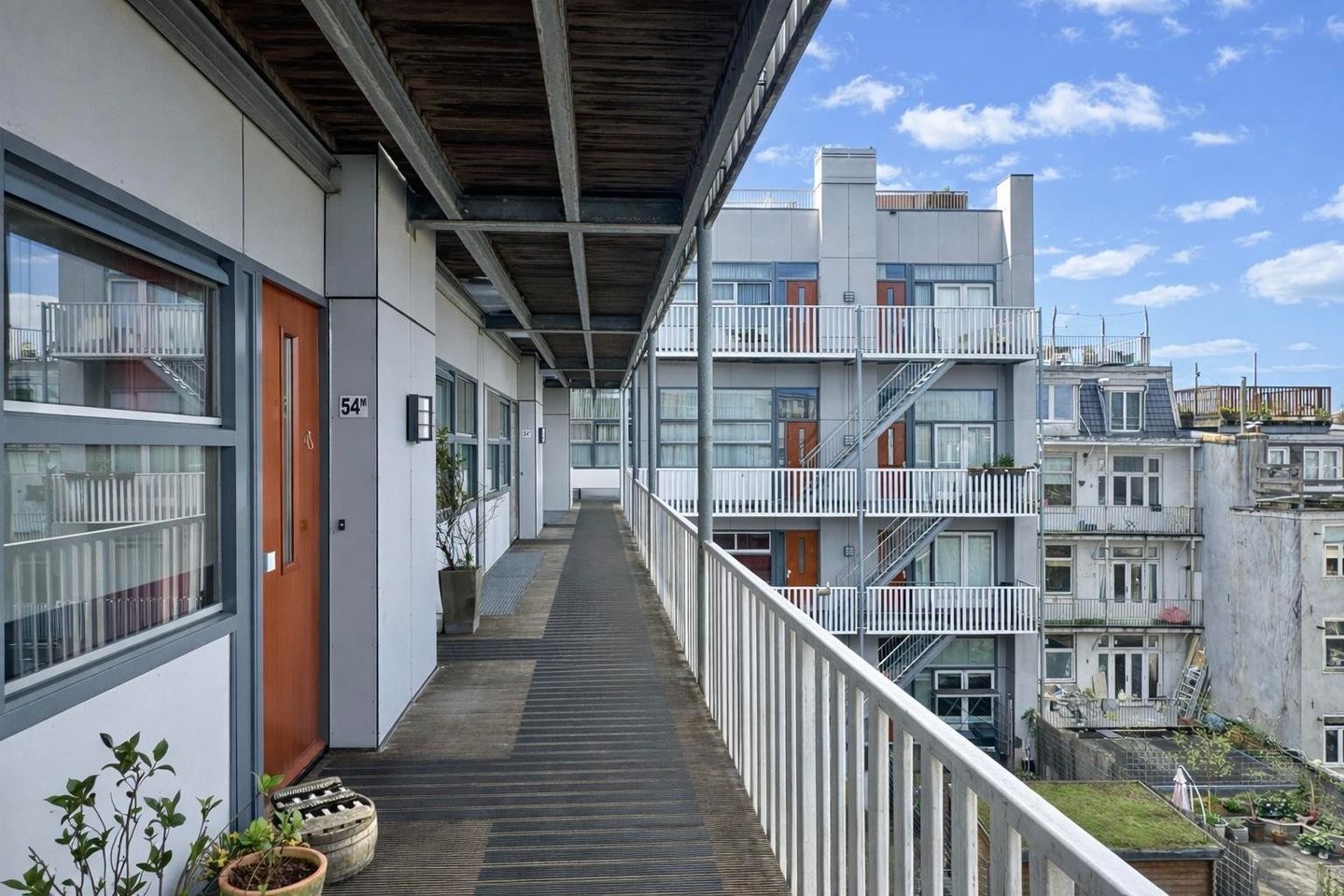 Foto 25 van Van Oldenbarneveldtstraat 54-T