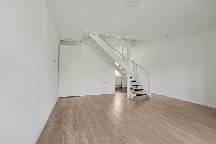 Photo 5 of Dr. Marga Klompéhof 15