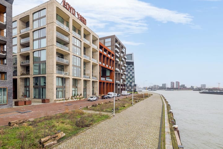 Photo 3 of Lloydkade 487