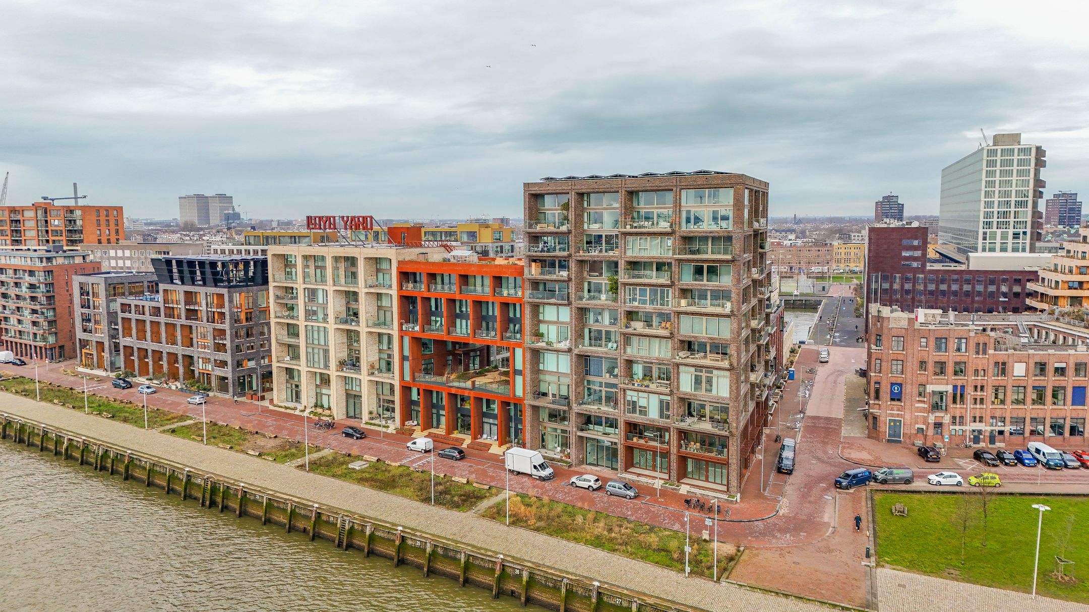 Photo 51 of Lloydkade 487