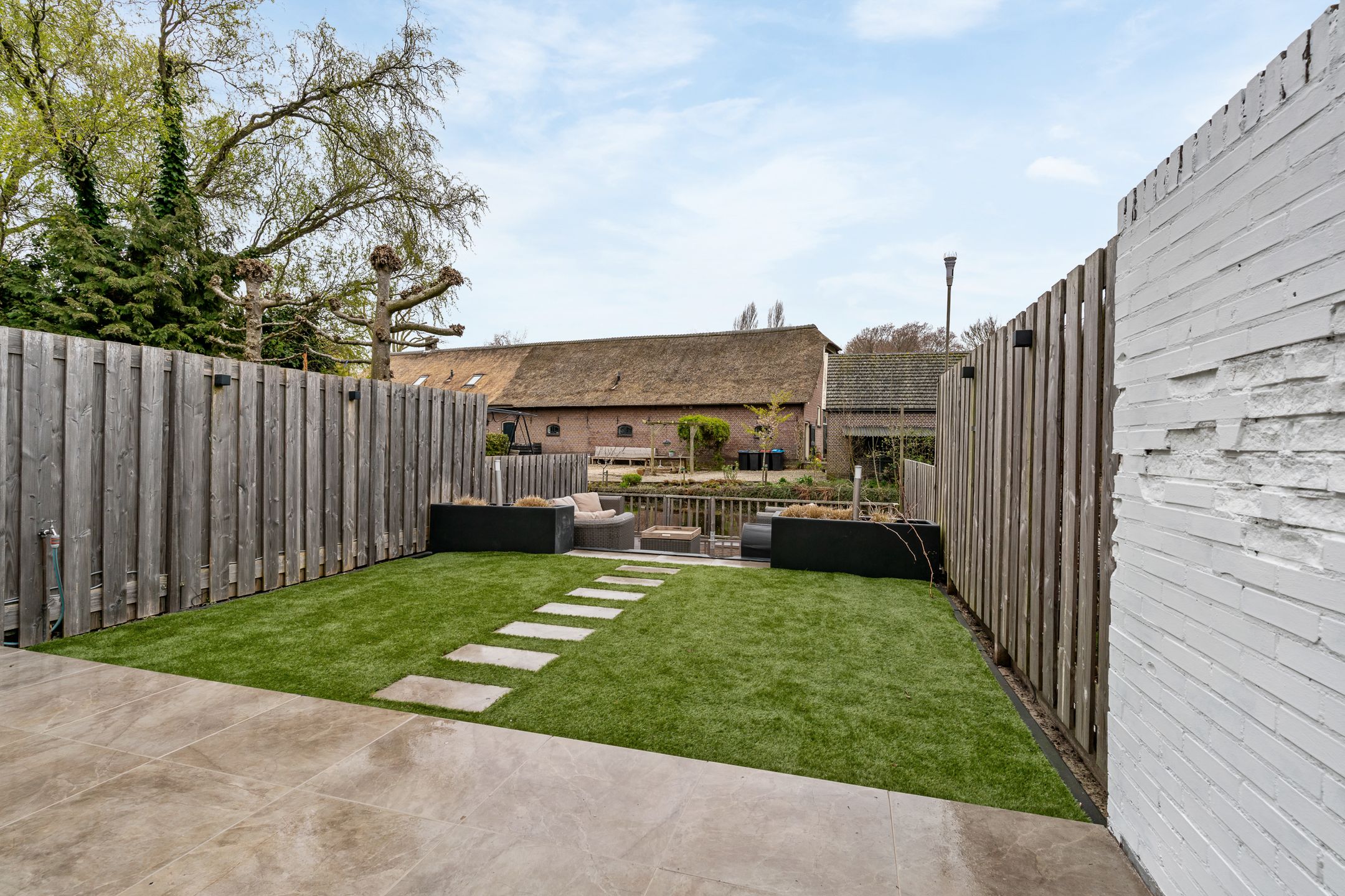 Photo 27 of Pimpelmees 10