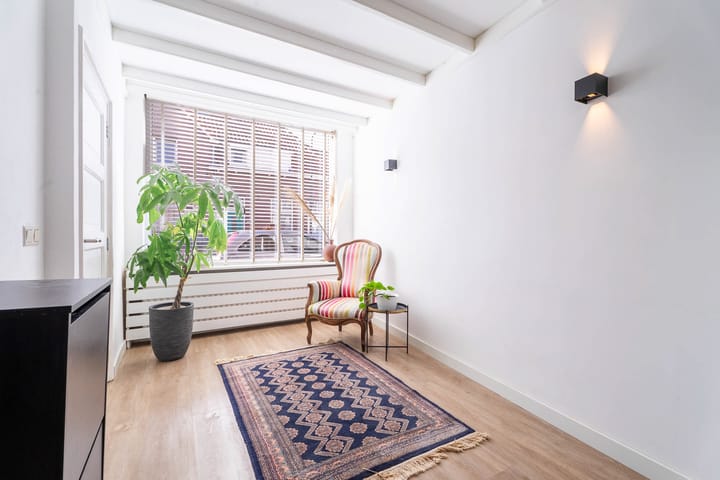 Tussenwoning te koop: Beekstraat 70, Breda