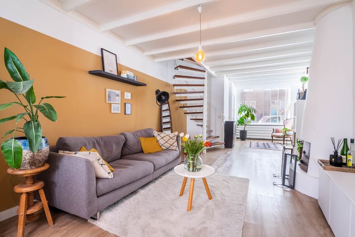 Tussenwoning te koop: Beekstraat 70, Breda