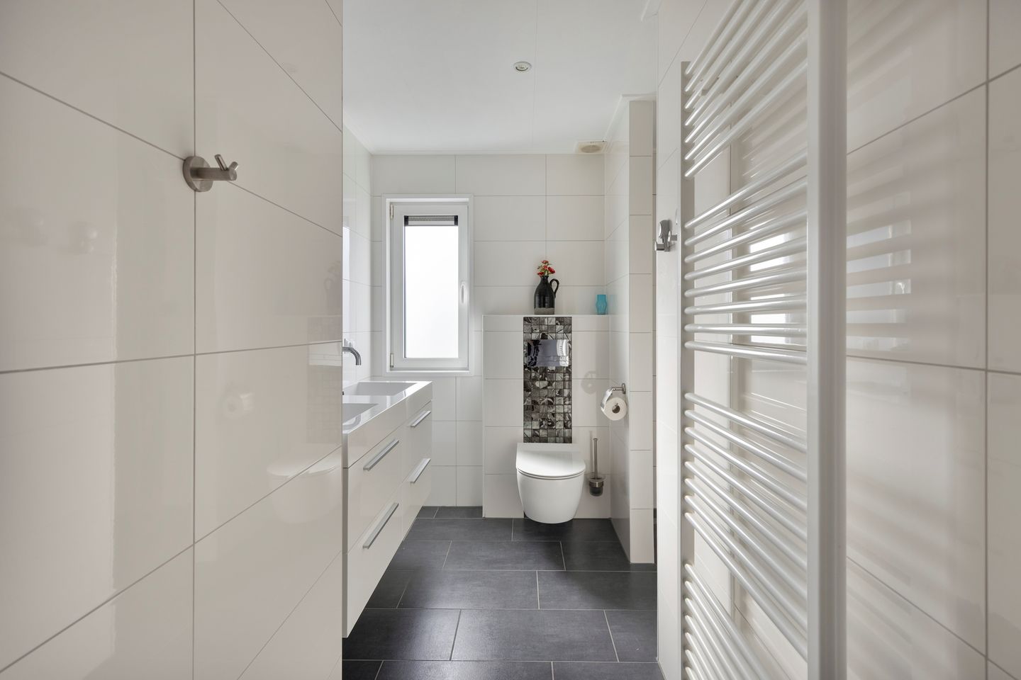 Photo 5 of Rijksstraatweg 186-179