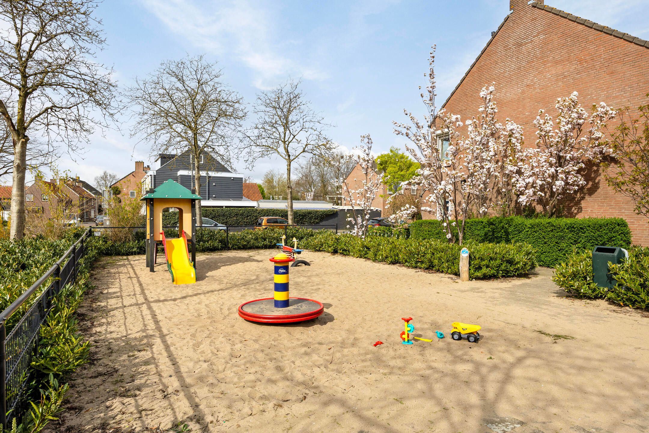 Foto 48 van Kastanjelaan 36