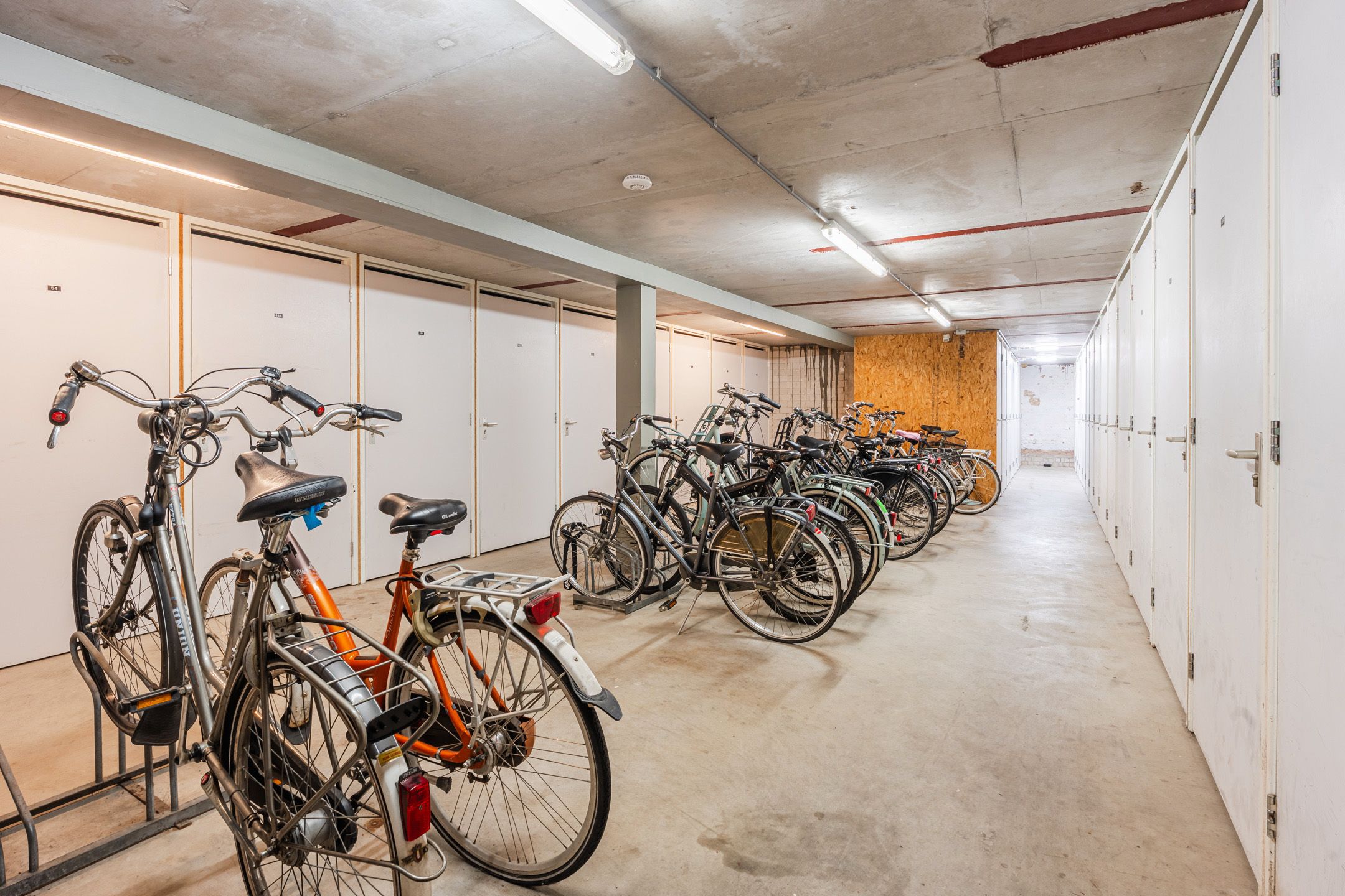 Foto 21 van Karrengas 48-C