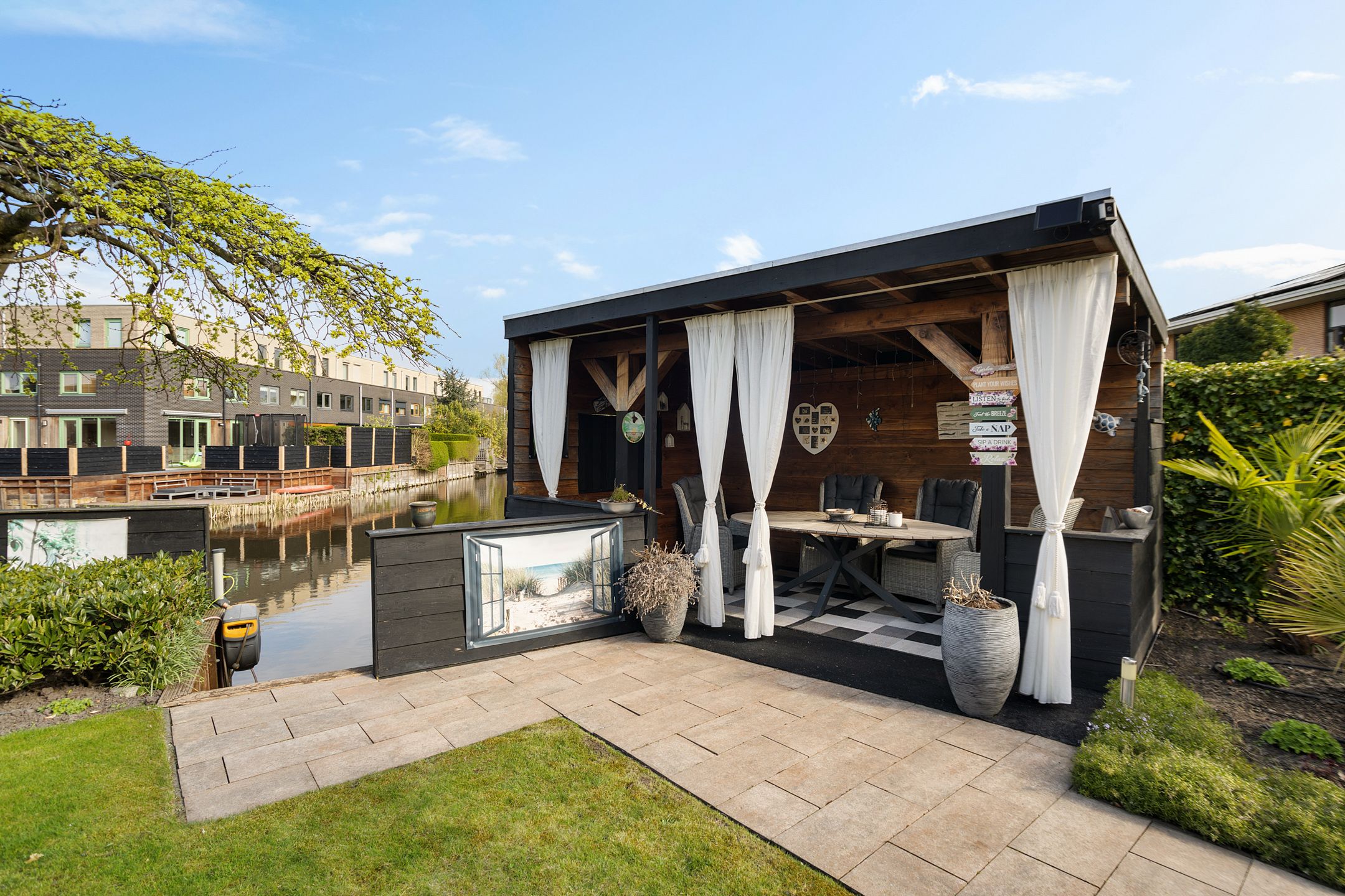 Photo 39 of Johanna Westerdijk erf 12