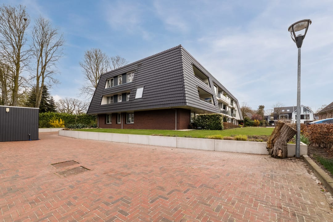 Photo 38 of Hoofdstraat 118