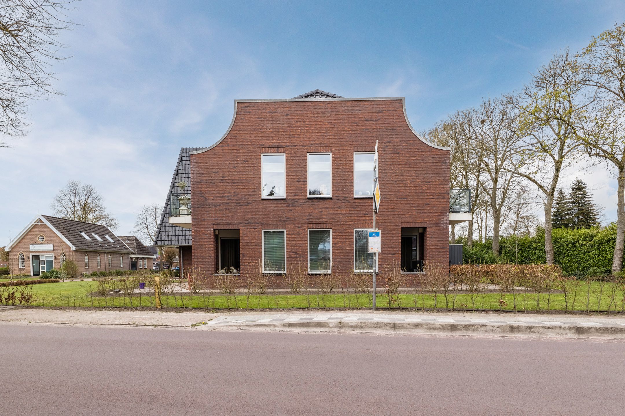 Photo 39 of Hoofdstraat 118