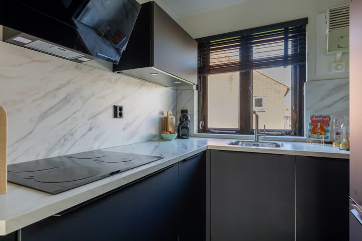 Photo 2 of Johannaweg 16-I