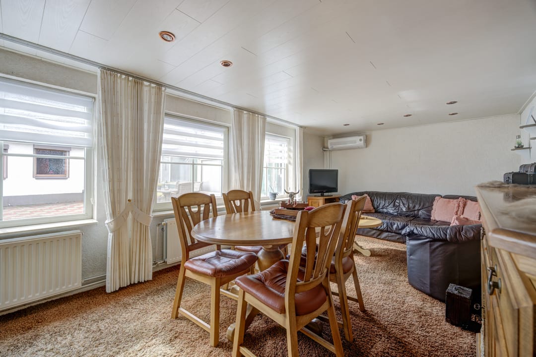 Foto 28 van Rucphensestraat 66