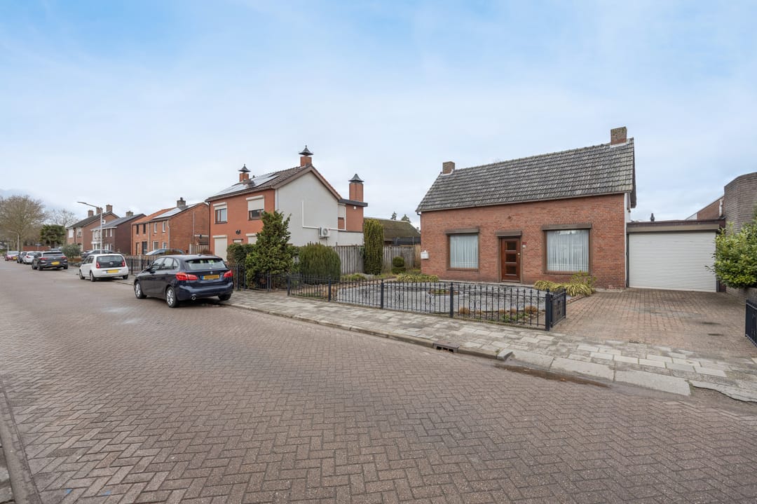 Foto 38 van Rucphensestraat 66