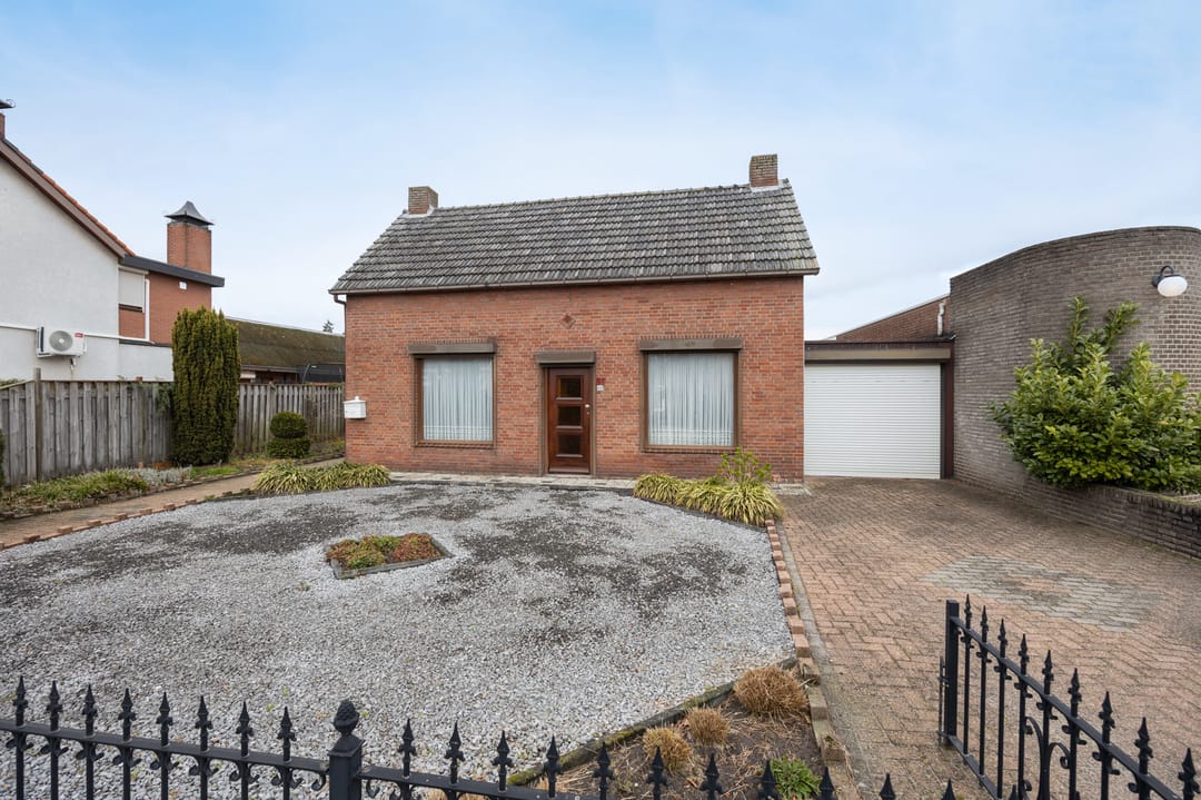 Foto 1 van Rucphensestraat 66