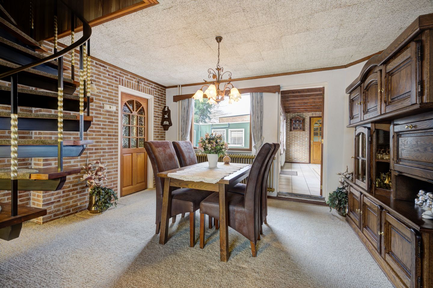 Foto 10 van Rucphensestraat 66