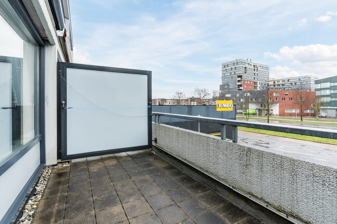 Foto 32 van Winkelcentrum Woensel 32-A