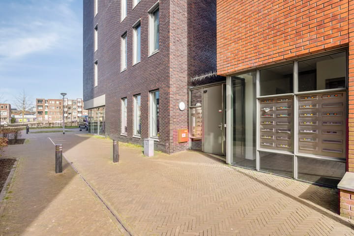 Foto 3 van Bouwe Landlaan 58