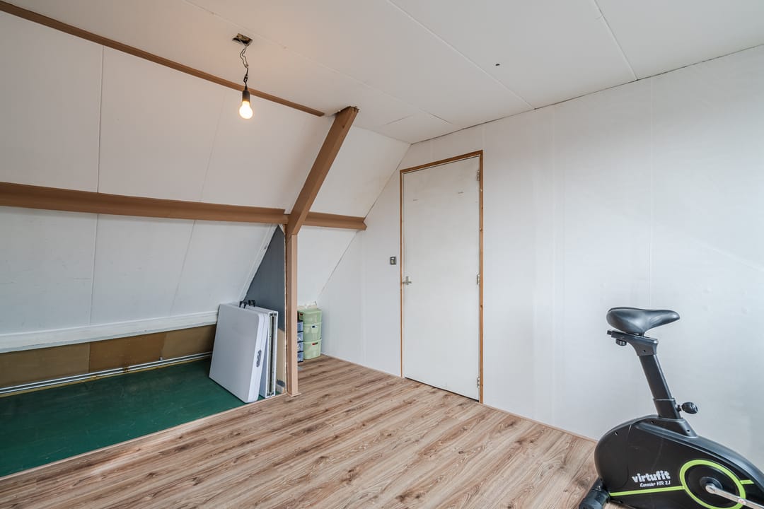 Photo 31 of Adelboldstraat 1