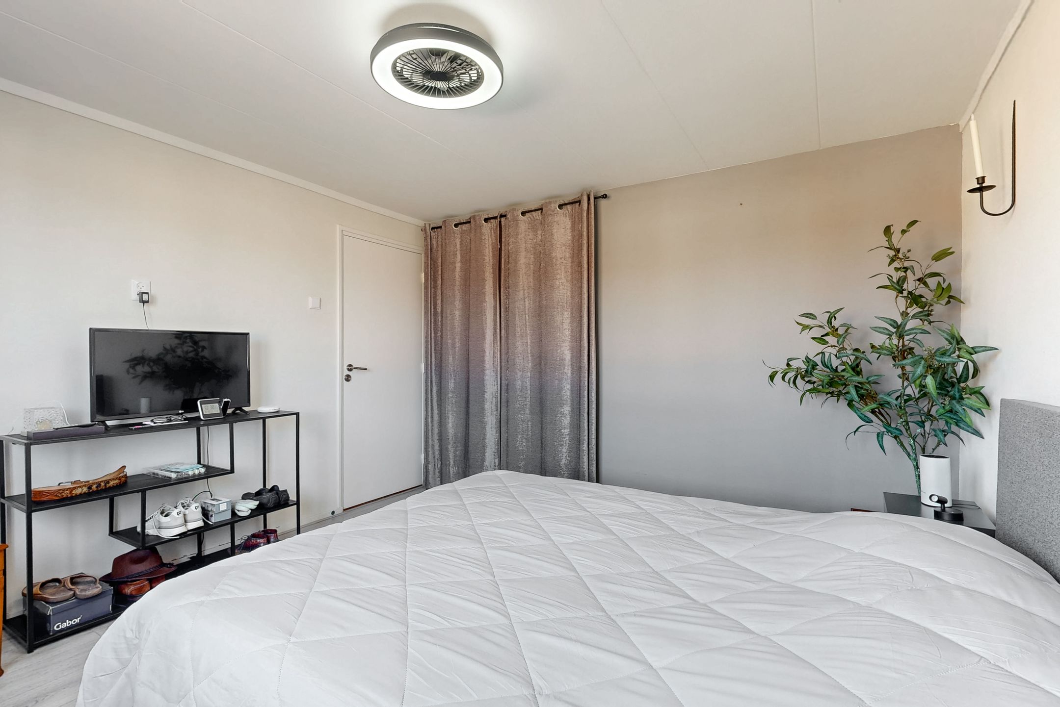 Photo 18 of Mgr. Hanssenlaan 38