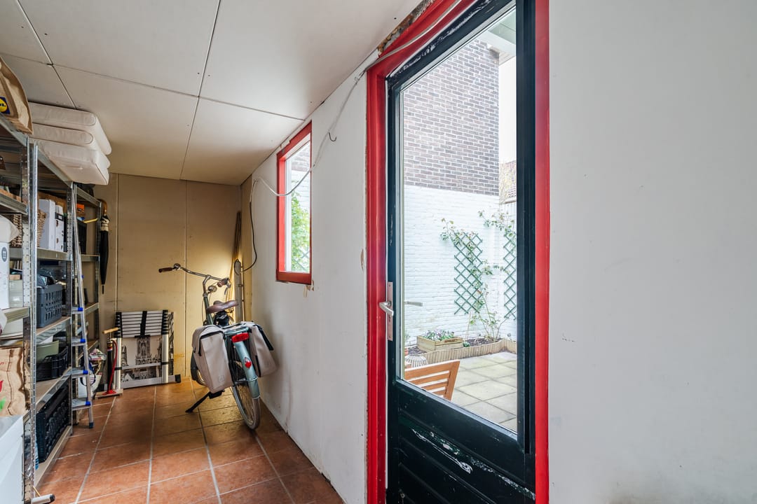 Photo 38 of Adelboldstraat 1