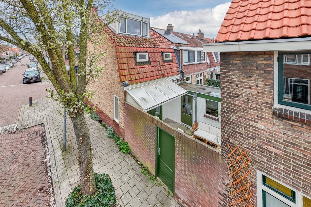 Photo 56 of Adelboldstraat 1