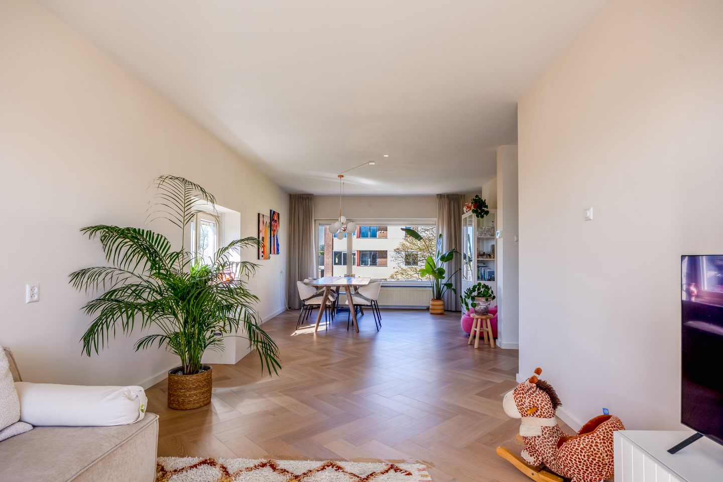 Foto 10 van Professor van der Heijdenstraat 37