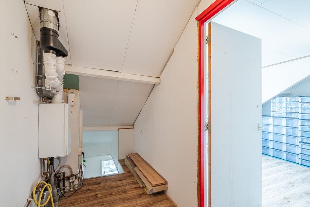 Photo 32 of Adelboldstraat 1