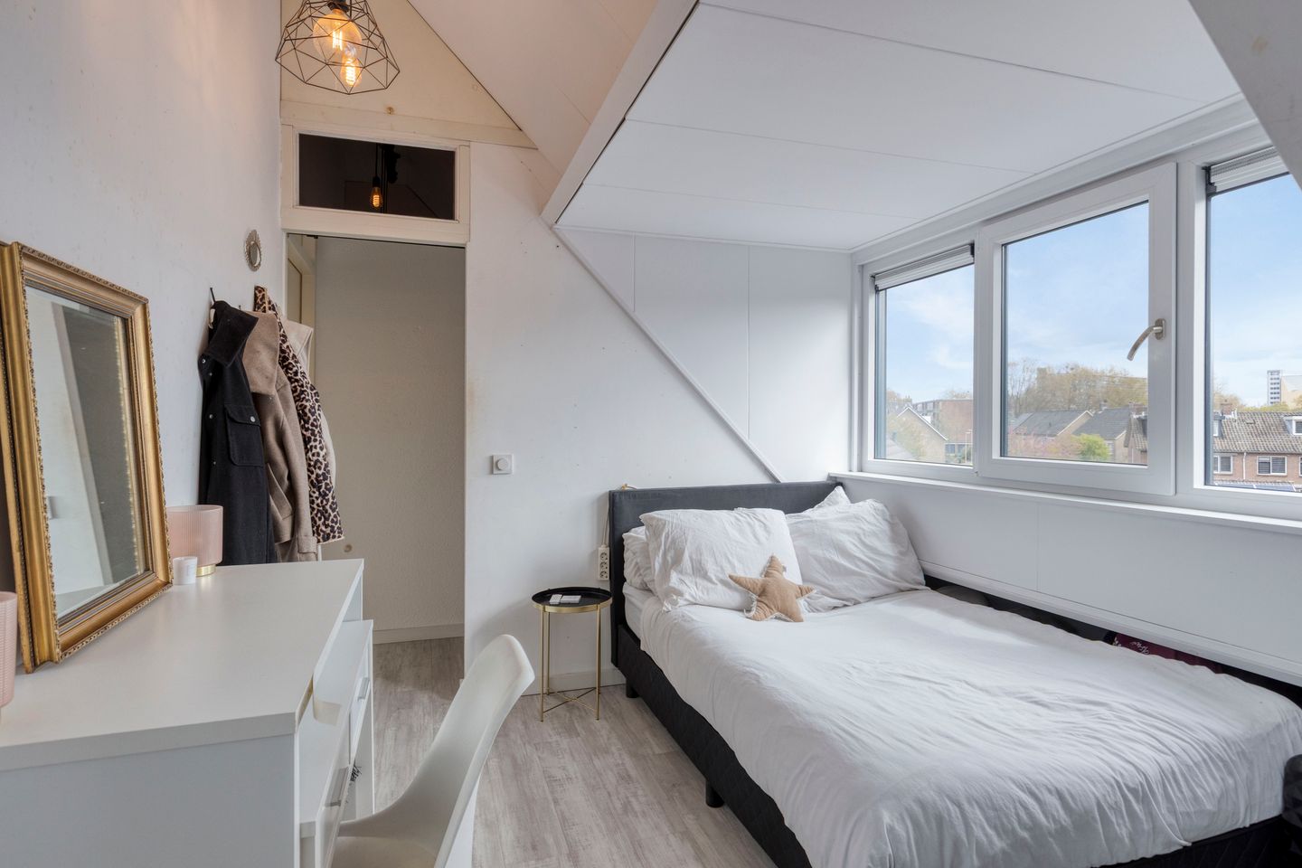 Foto 25 van Weth. Beerentshof 9