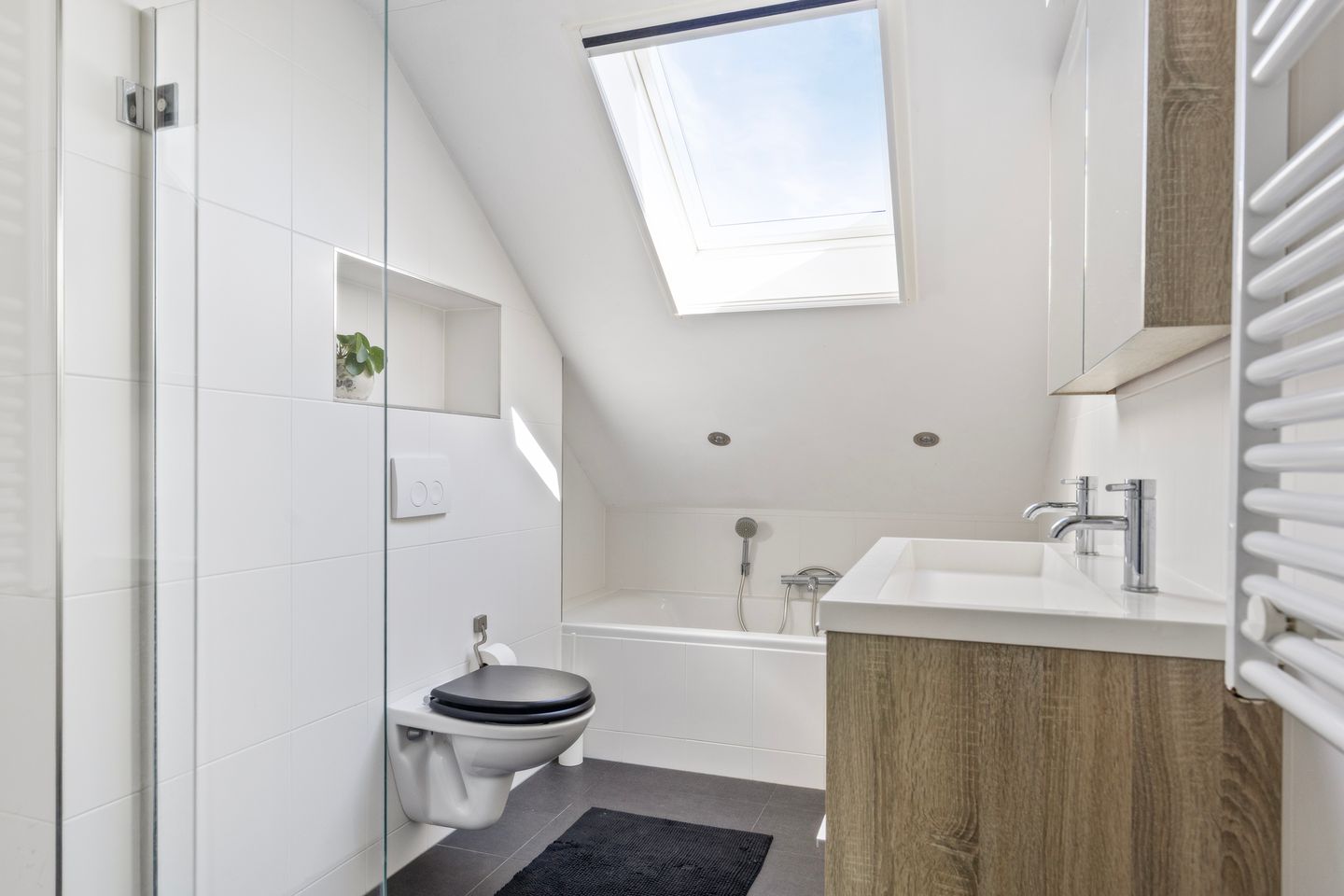 Foto 25 van De Esdoorn 26