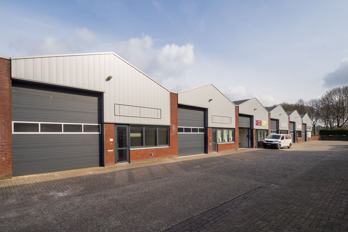 Bekijk foto 2 van Peppelkade 14