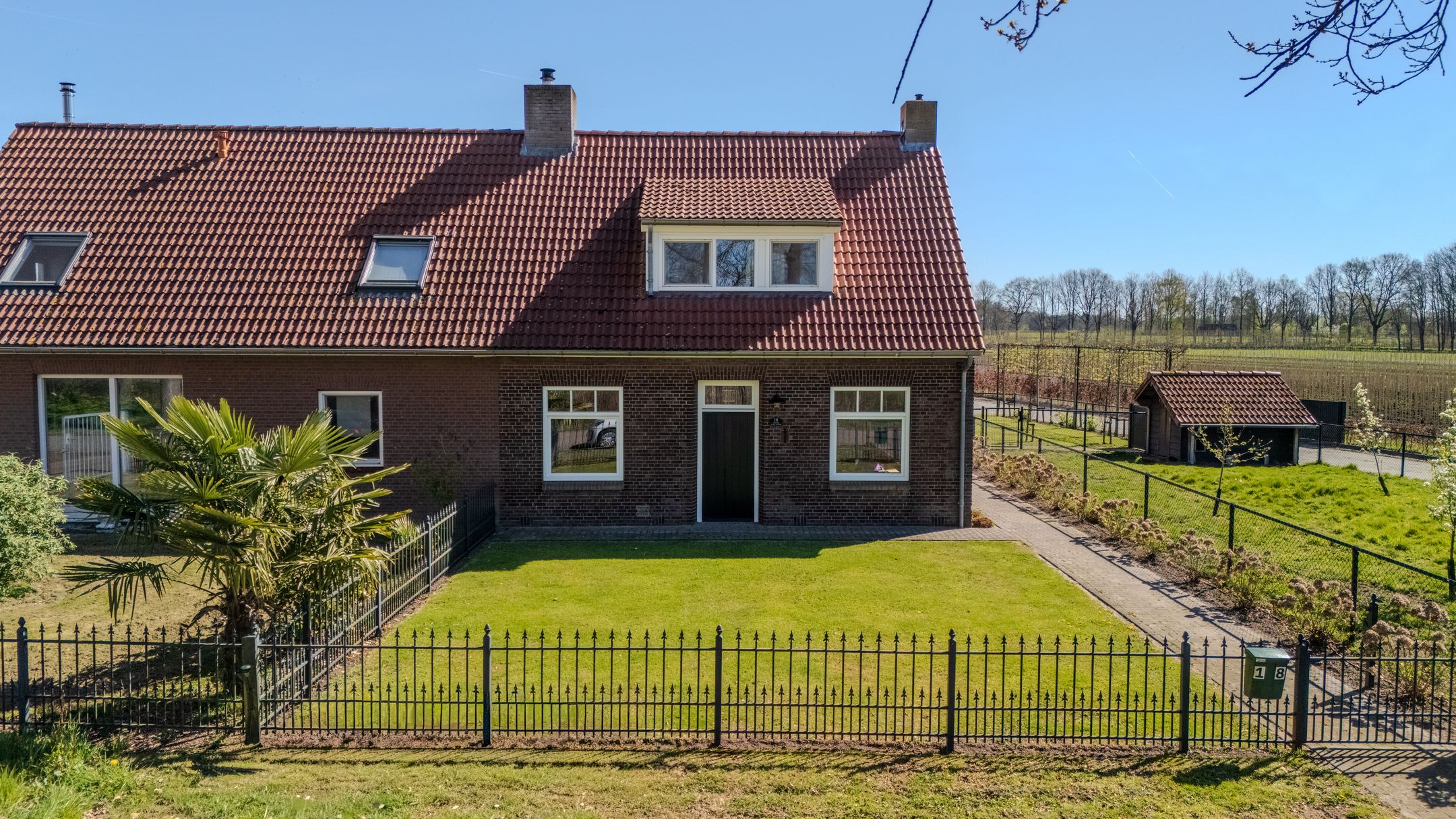 Photo 9 of Pandgat 18