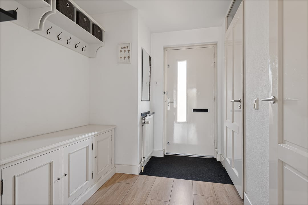 Photo 13 of Harnas 1