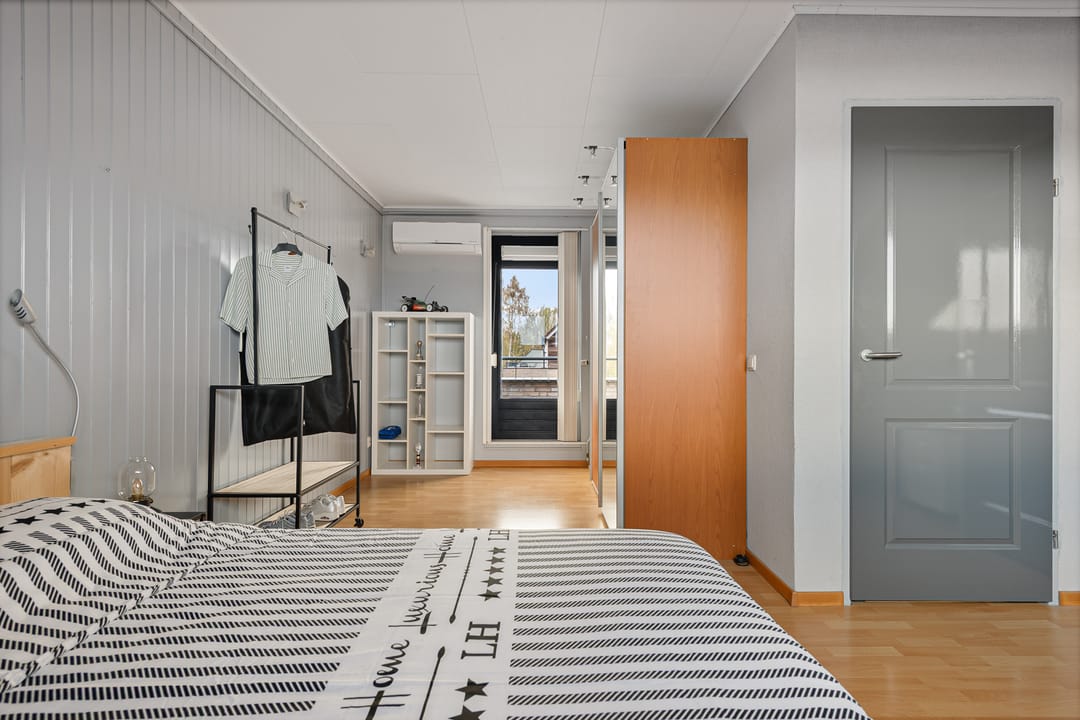 Photo 26 of Harnas 1