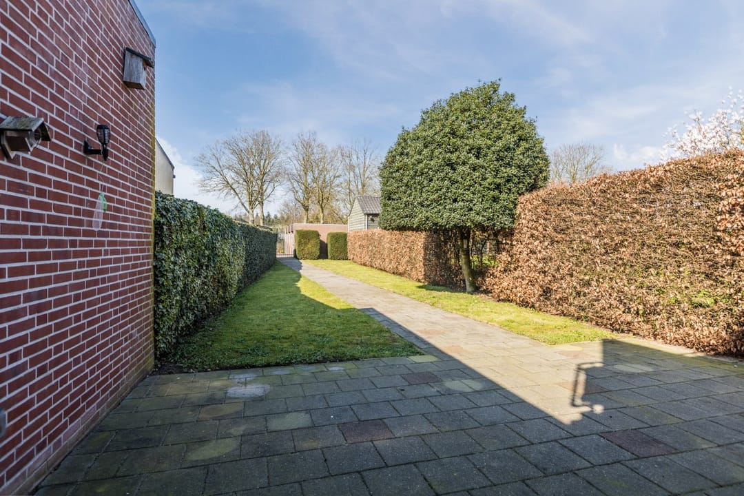 Foto 31 van Dorpsstraat 42