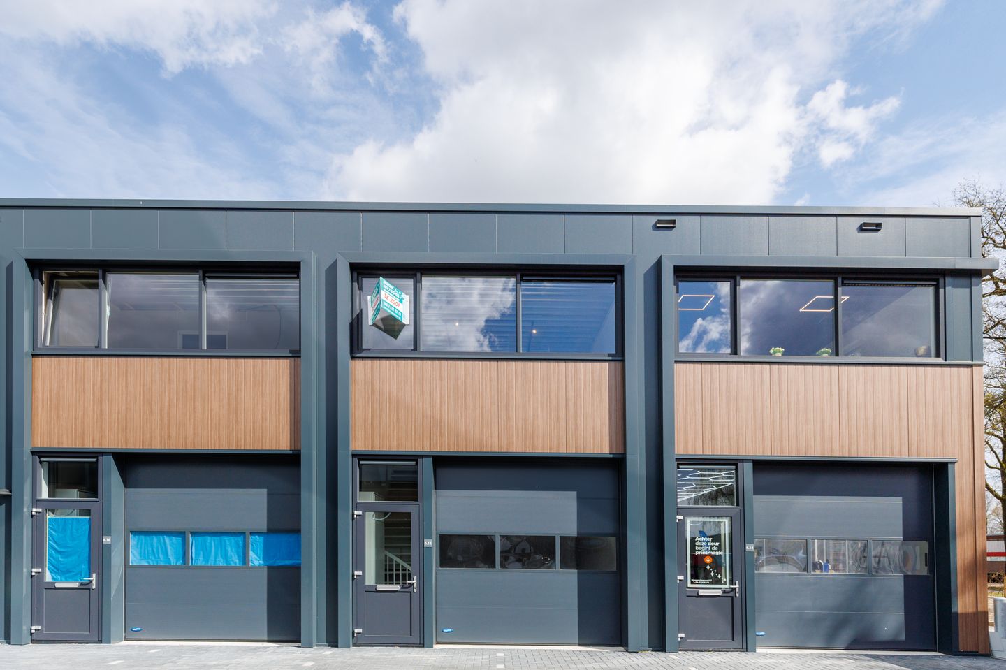 Bekijk foto 1 van Lage Kamp 6-15