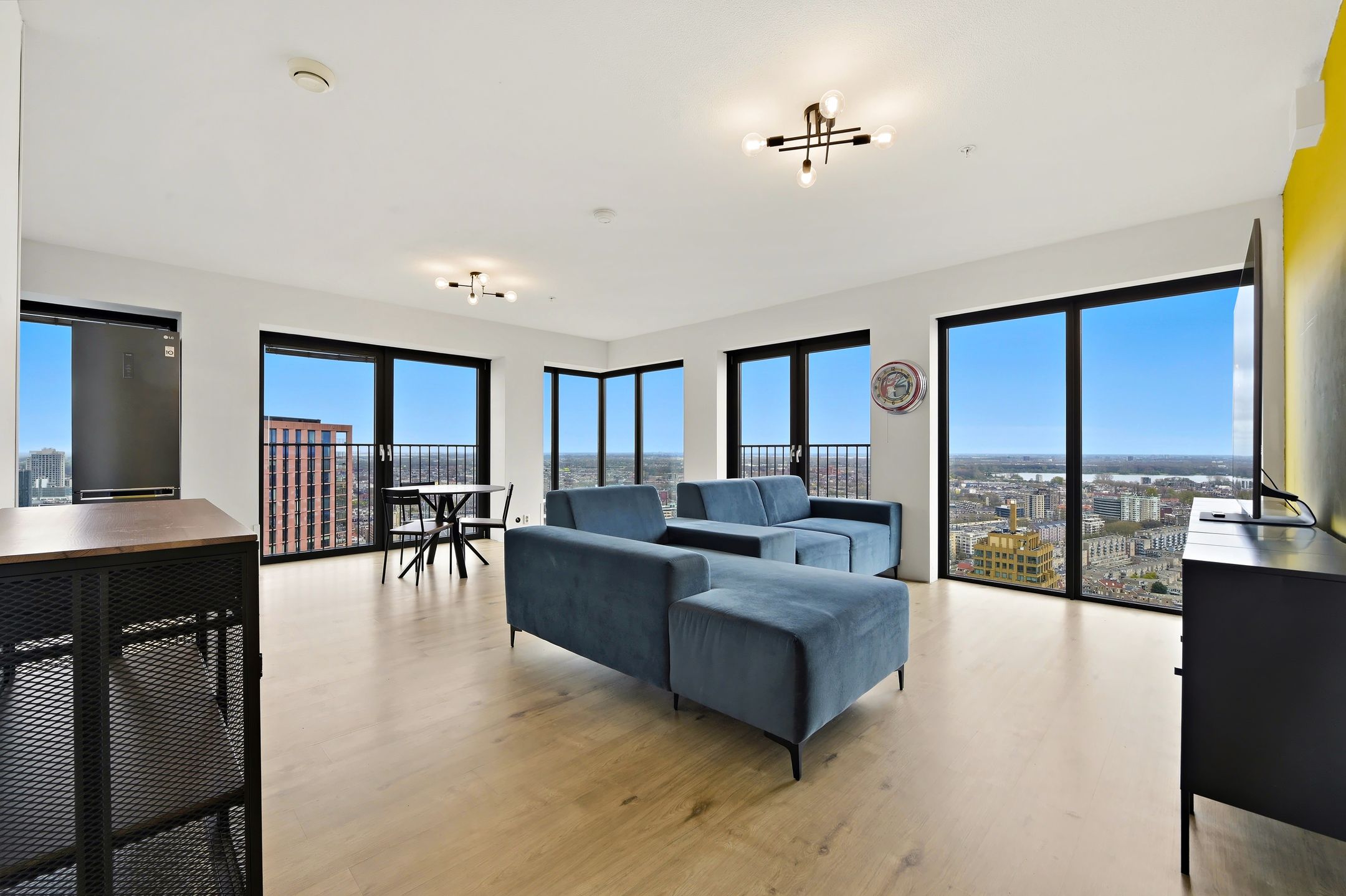 Photo 12 of Wijnbrugstraat 320