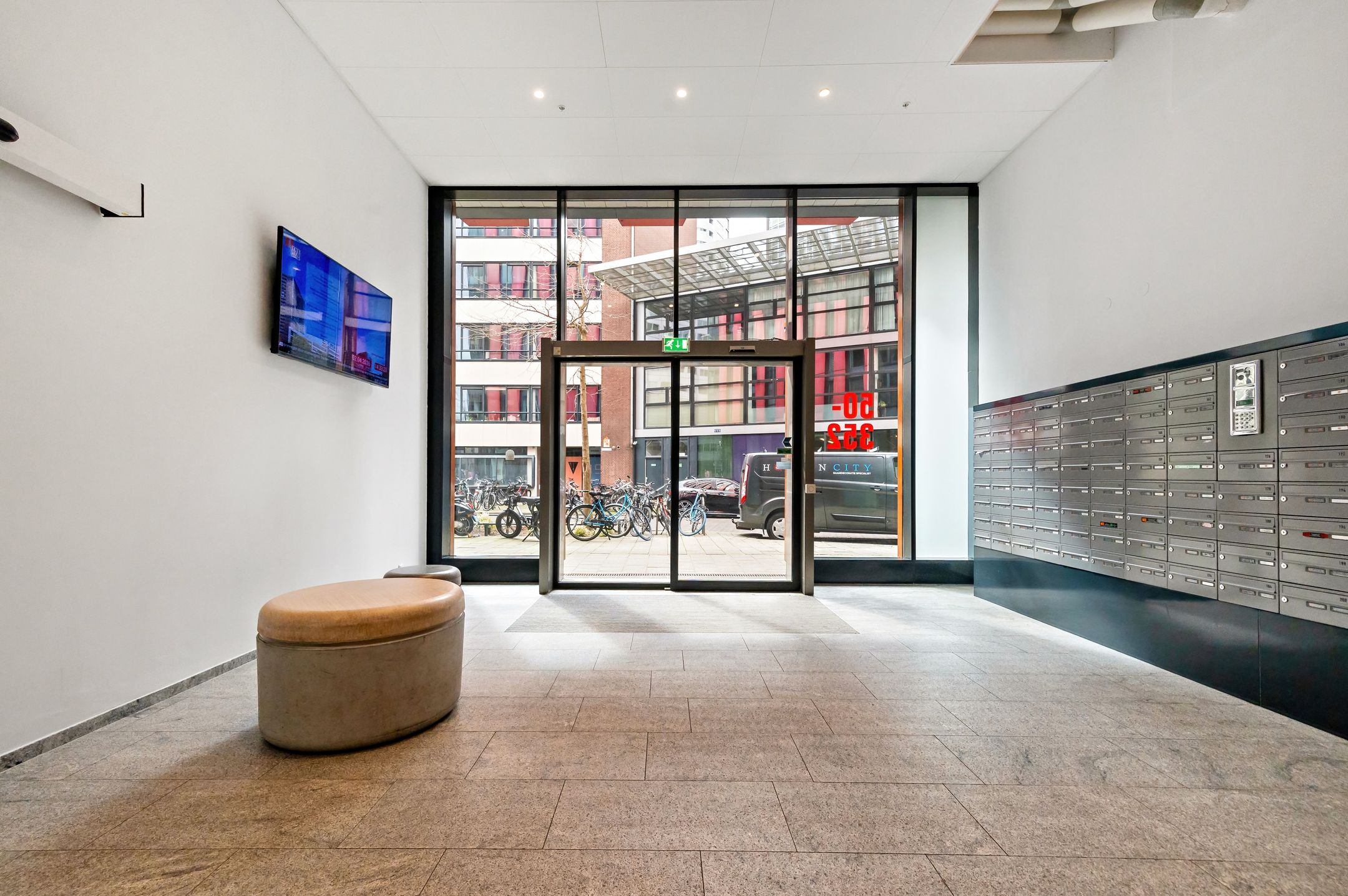 Photo 9 of Wijnbrugstraat 320