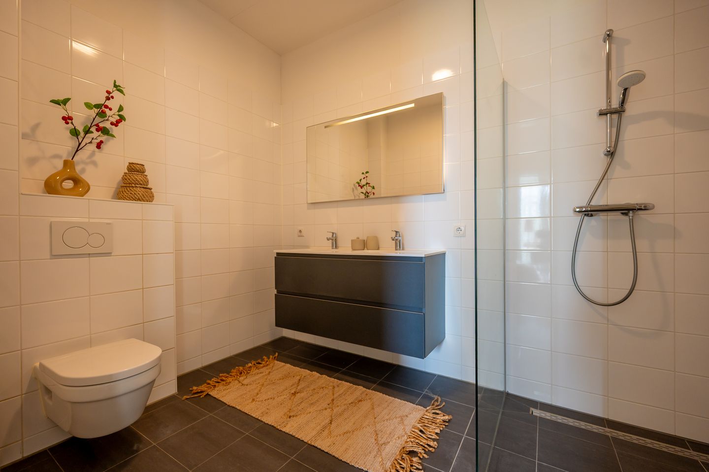 Foto 10 van Edward Jennerstraat 328-B