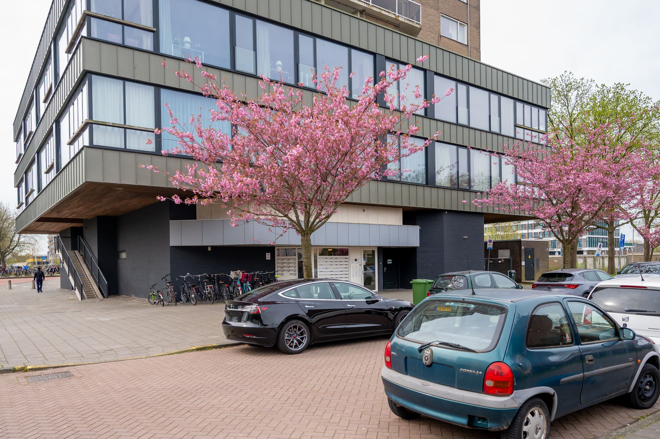 Foto 15 van Edward Jennerstraat 328-B